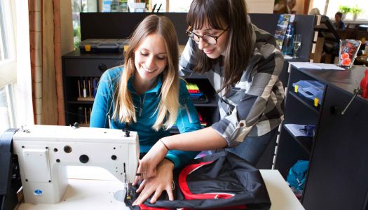 VAUDE startet Repair Café im Fabrikverkauf in Tettnang