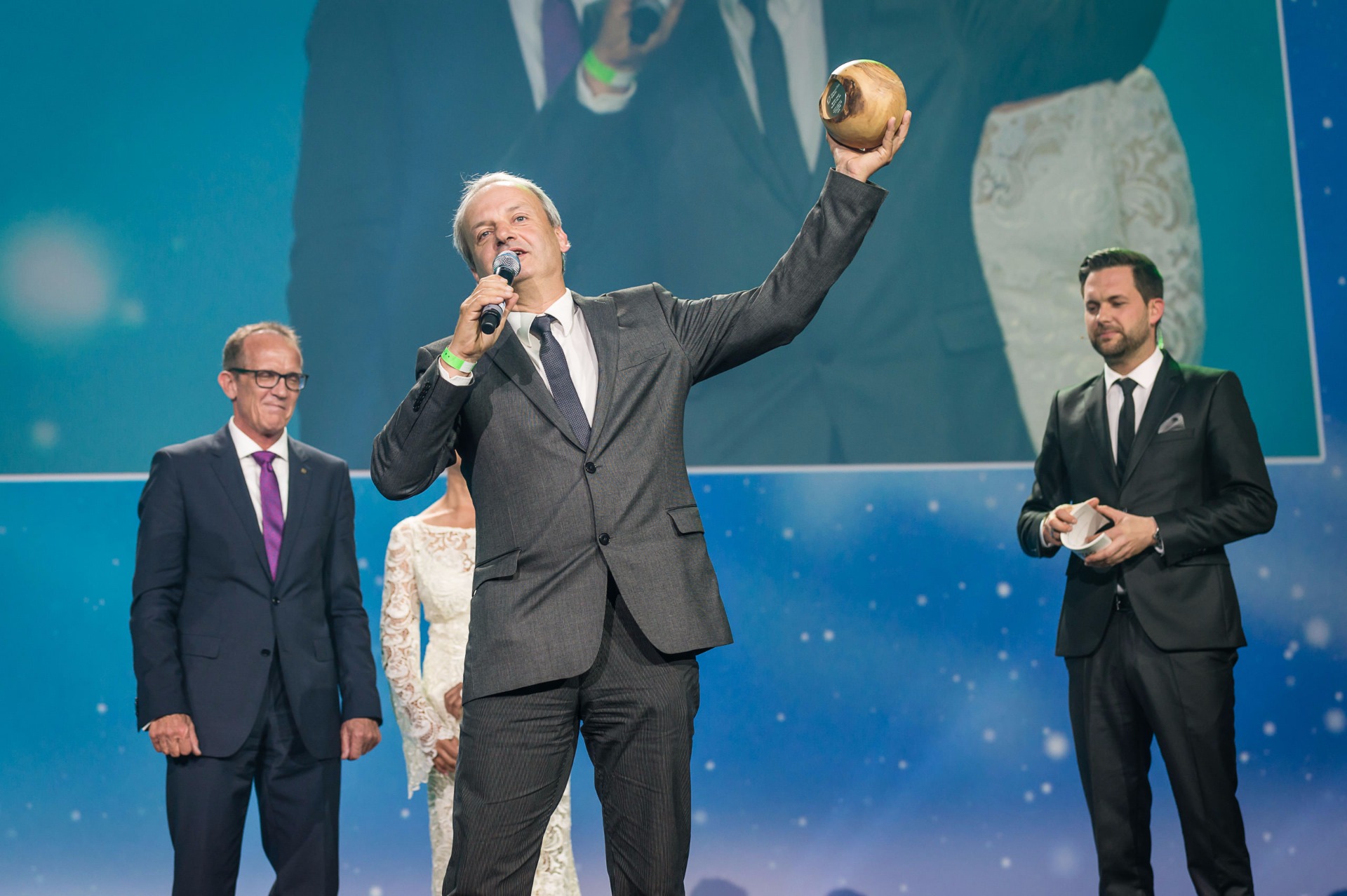 Jan Lorch / CSO VAUDE nahm den GreenTec Award entgegen.